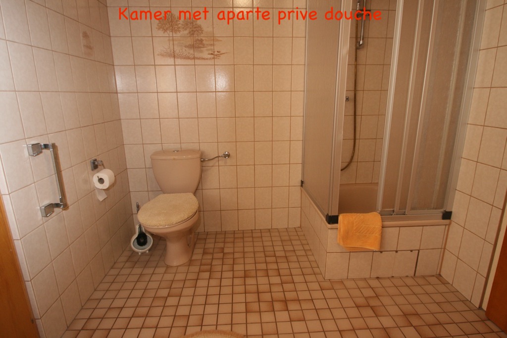 Koenen-Klaus kamer met separate douche