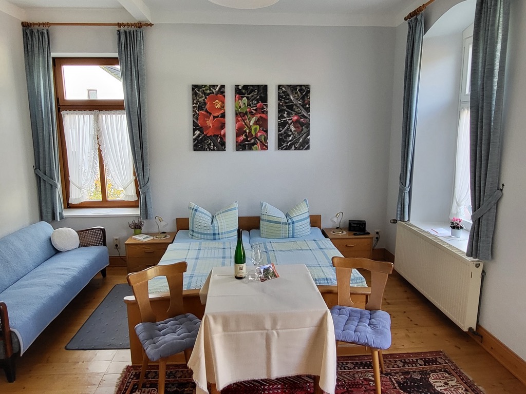 Pension Alter Weinhof in Erden
